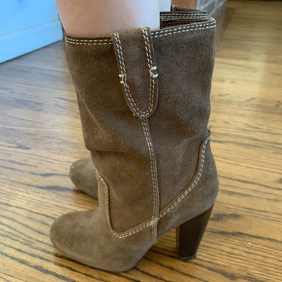 Mia Genuine  Suede Western Style Boots - Picture 3 of 6